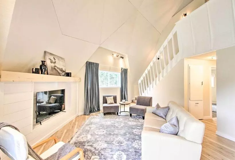 Geodesic Dome House W/ Scenic Views + Hot Tub