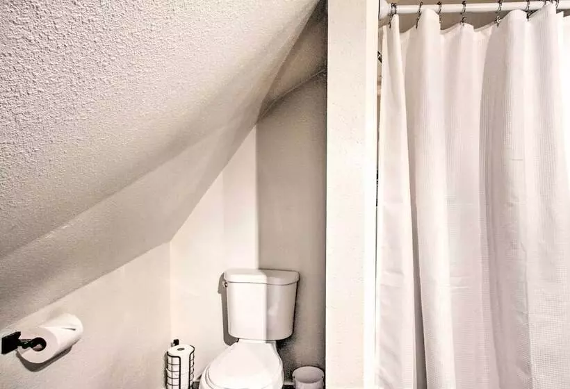 Geodesic Dome House W/ Scenic Views + Hot Tub