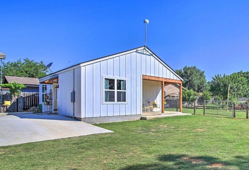 Hill Country Escape: Hike, Swim, & Drink Wine