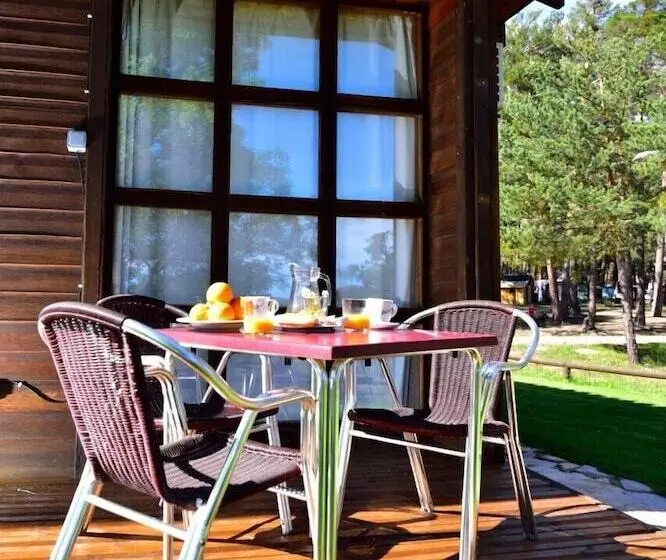 ホテル Camping Urbión