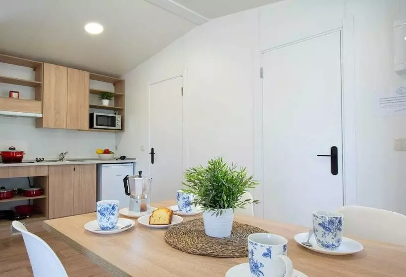 ホテル Camping Urbión