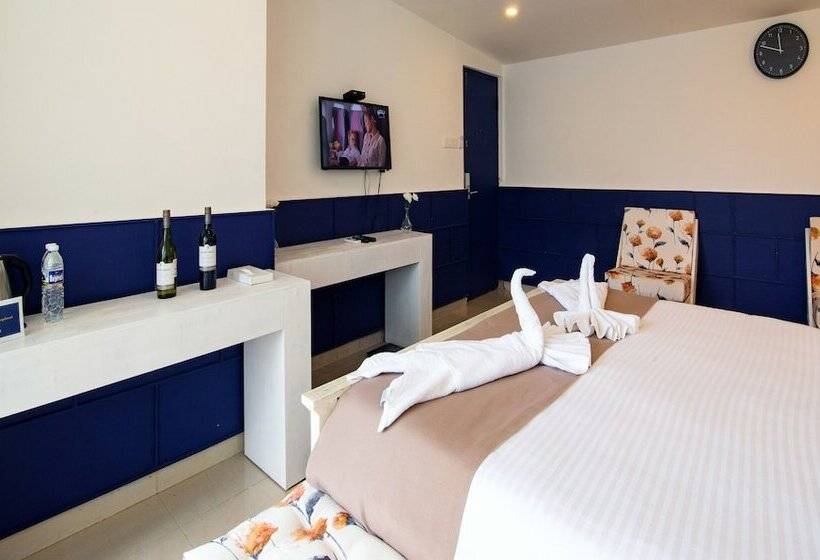 Hibis Hotels And Resorts