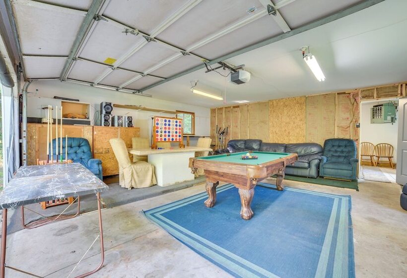 Houghton Lake Area Home W/ Fire Pit & Yard!