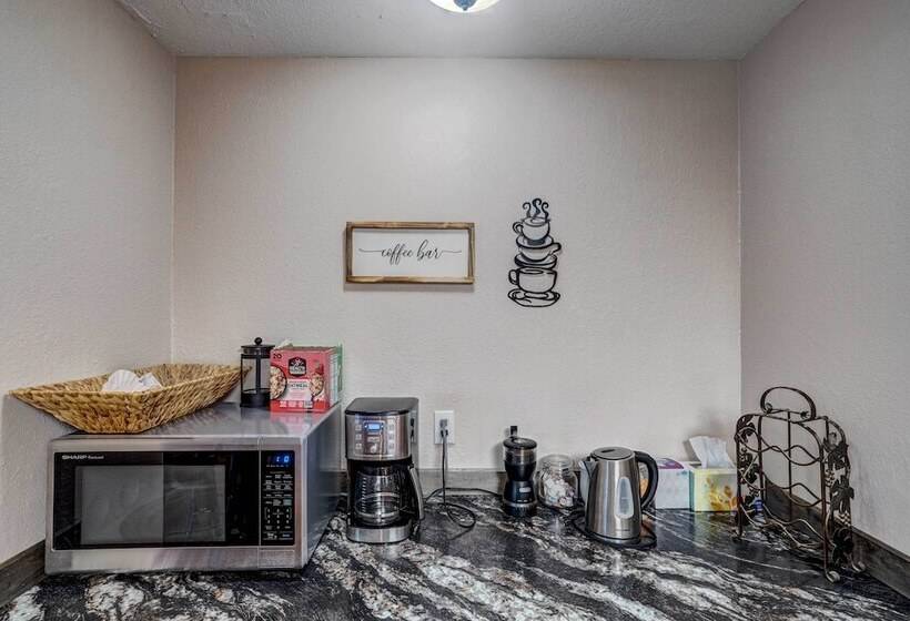 Lakefront Fairbanks Home W/ Private Beach!