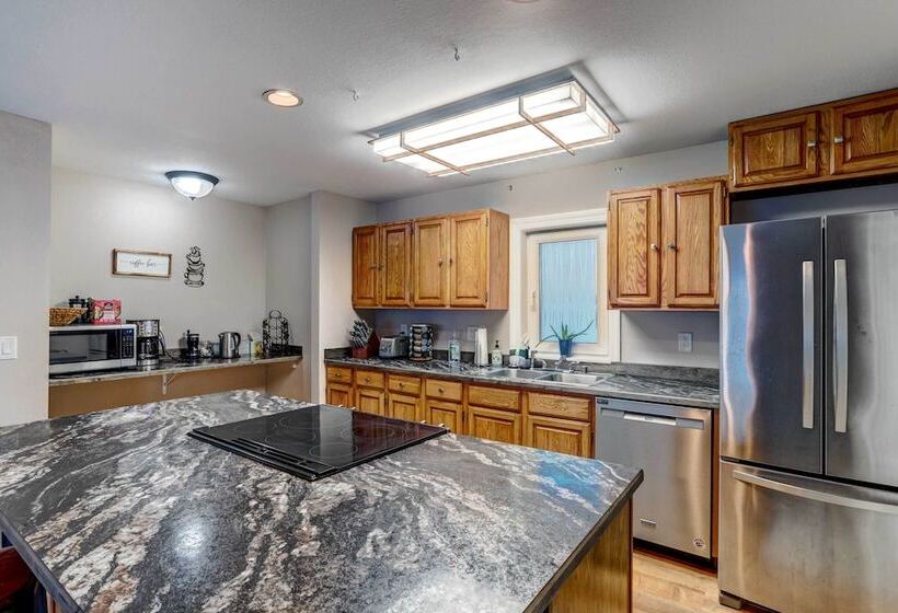 Lakefront Fairbanks Home W/ Private Beach!