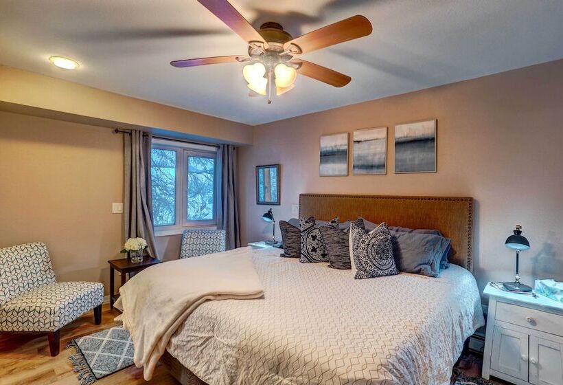 Lakefront Fairbanks Home W/ Private Beach!