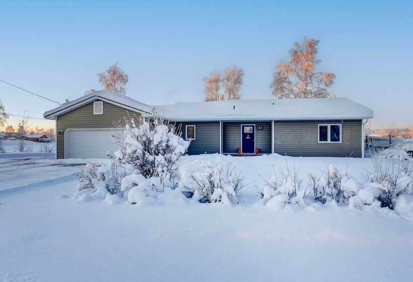 Lakefront Fairbanks Home W/ Private Beach!