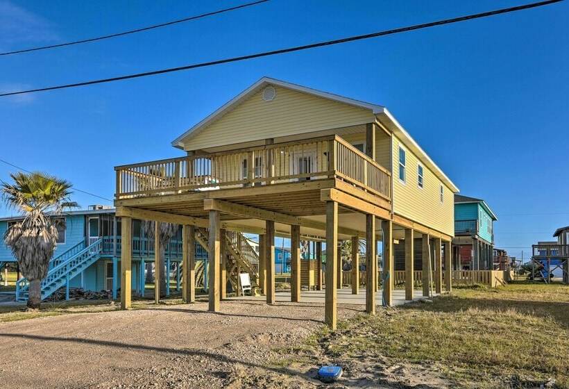 Luxe Surfside Beach Getaway, Steps To Ocean!