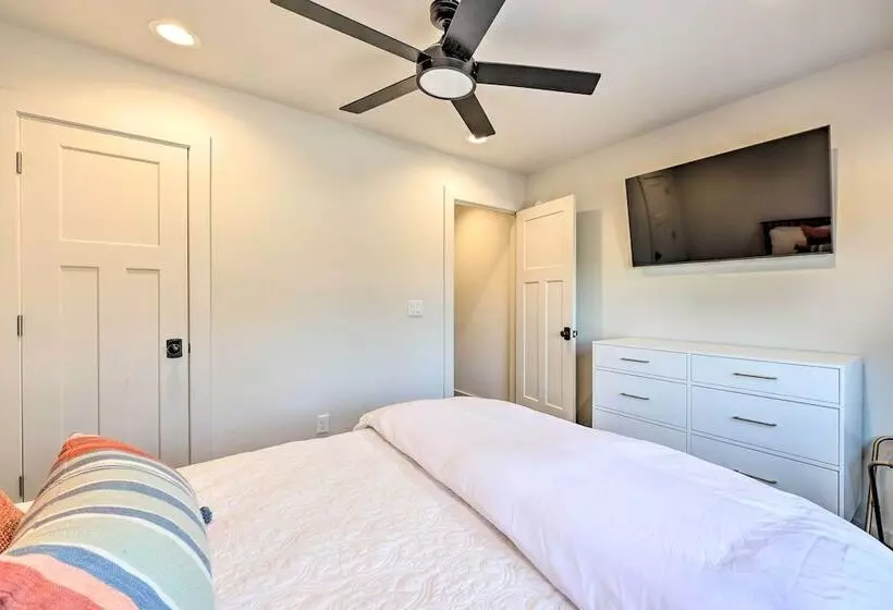 Modern Bentonville Home: Mountain Biker S Paradise