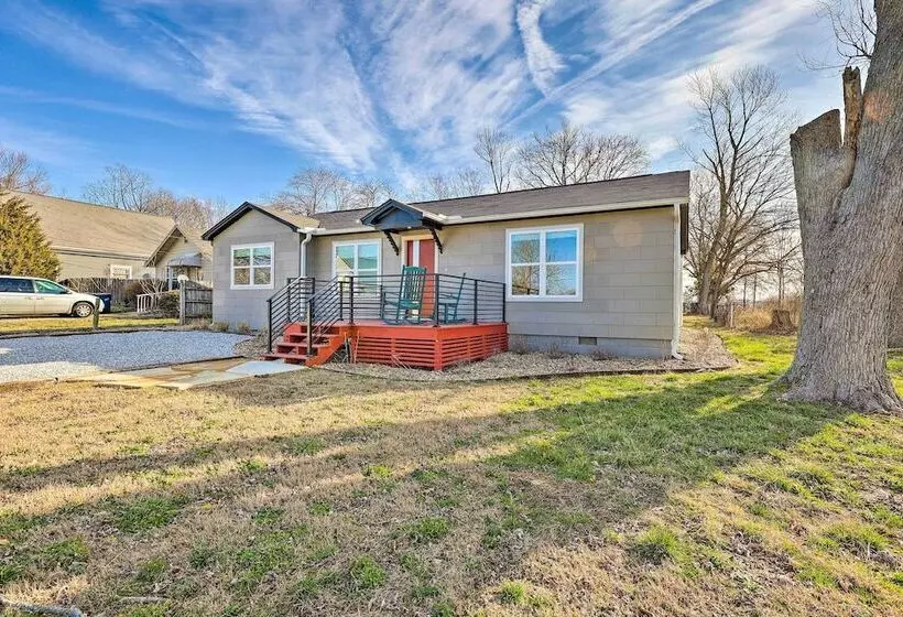 Modern Bentonville Home: Mountain Biker S Paradise