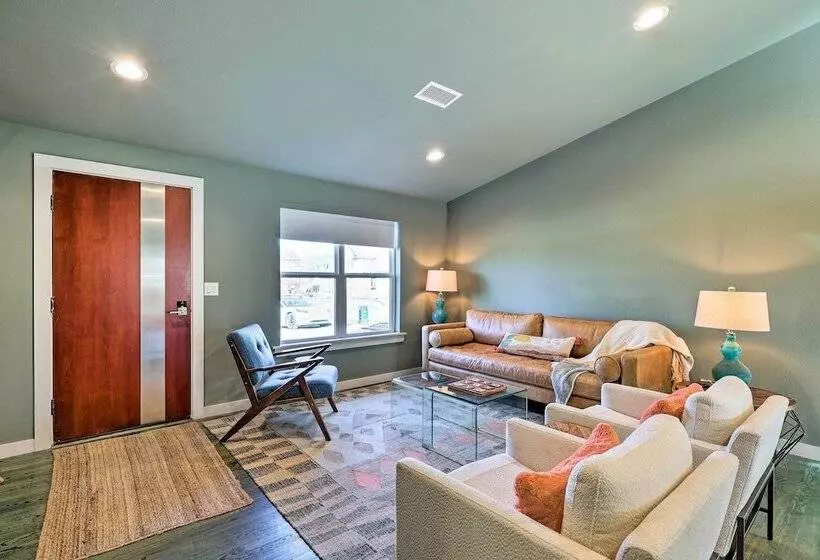 Modern Bentonville Home: Mountain Biker S Paradise