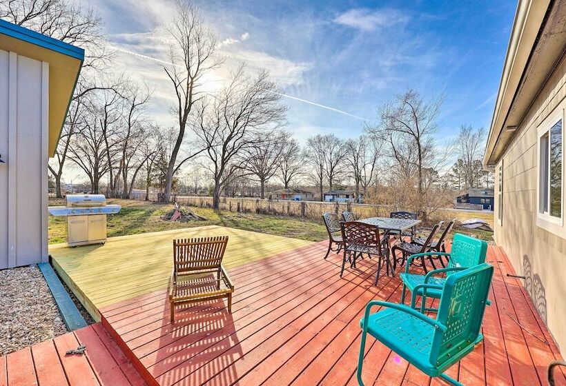 Modern Bentonville Home: Mountain Biker S Paradise