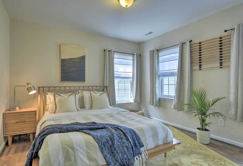 Modern Durham Retreat W/ Private Yard & Patio