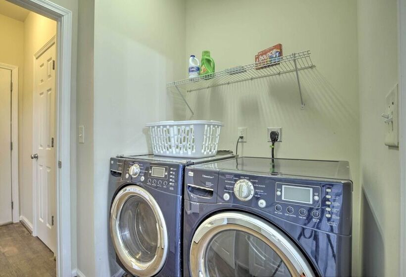 Modern Durham Retreat W/ Private Yard & Patio