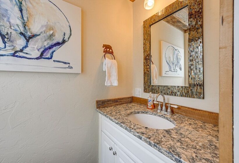 Mountain Bearadise Home W/ Mountain Views