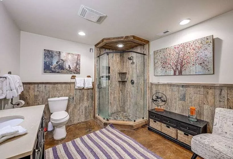 Mountain Bearadise Home W/ Mountain Views