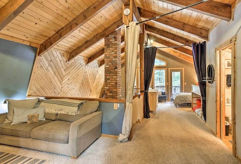 Mountain Chalet W/ Hot Tub By Cle Elum Lake!