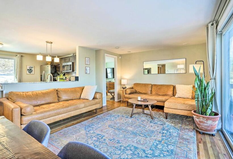 Peaceful Home W/ Deck: Family + Pet Friendly!