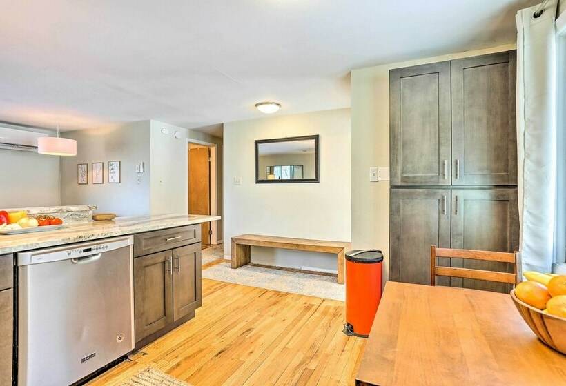 Peaceful Home W/ Deck: Family + Pet Friendly!