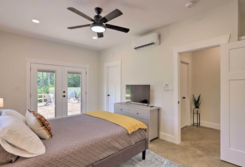 Pet Friendly Asheville Retreat W/ Hot Tub