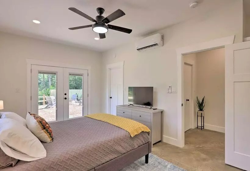 Pet Friendly Asheville Retreat W/ Hot Tub