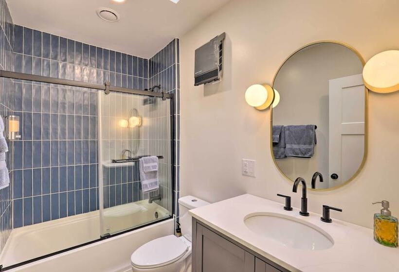 Pet Friendly Asheville Retreat W/ Hot Tub