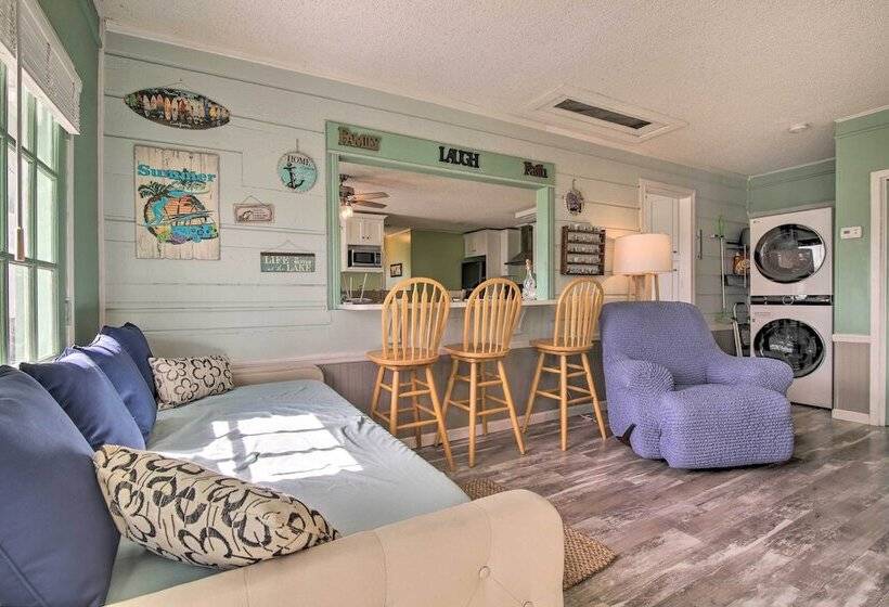 Pet Friendly Lake Buchanan Retreat W/ Fire Pit!