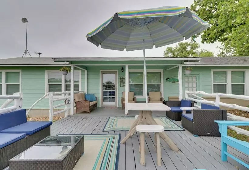 Pet Friendly Lake Buchanan Retreat W/ Fire Pit!