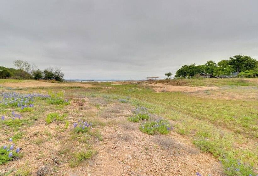 Pet Friendly Lake Buchanan Retreat W/ Fire Pit!