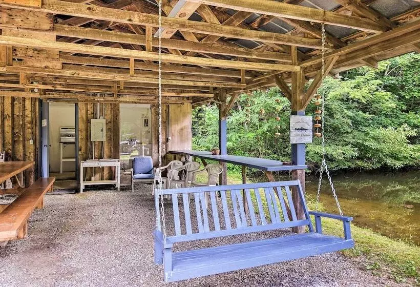 Pet Friendly Castlewood Cabin W/ Deck & Pond Views