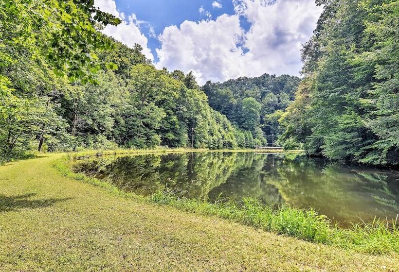 Pet Friendly Castlewood Cabin W/ Deck & Pond Views
