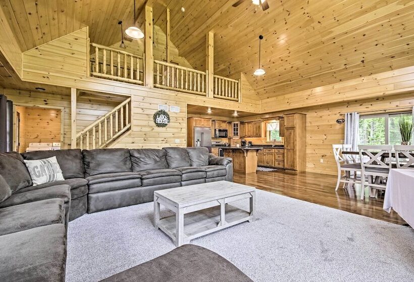 Pet Friendly Lakeview Cabin W/ Hot Tub!