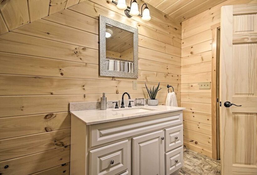 Pet Friendly Lakeview Cabin W/ Hot Tub!