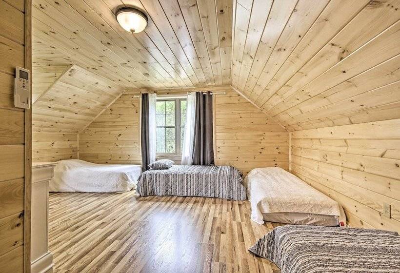 Pet Friendly Lakeview Cabin W/ Hot Tub!