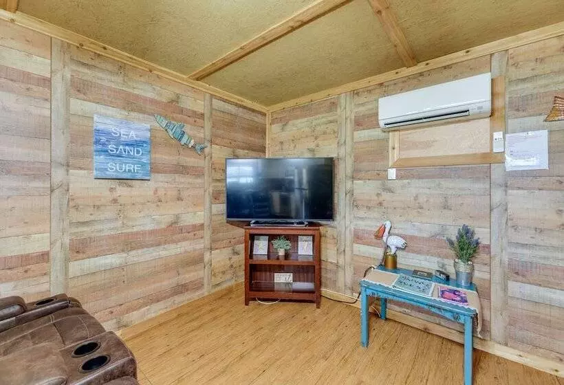 Pet Friendly Rockport House   4 Mi To Goose Island