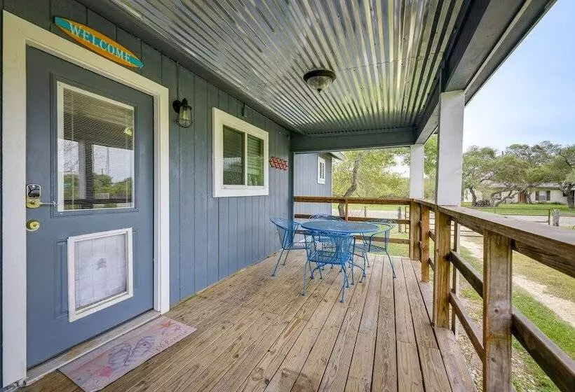 Pet Friendly Rockport House   4 Mi To Goose Island