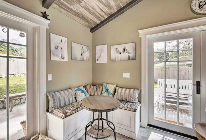 Pet Friendly Trabuco Canyon Cottage W/ Yard!