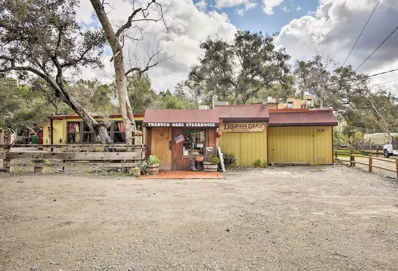 Pet Friendly Trabuco Canyon Cottage W/ Yard!