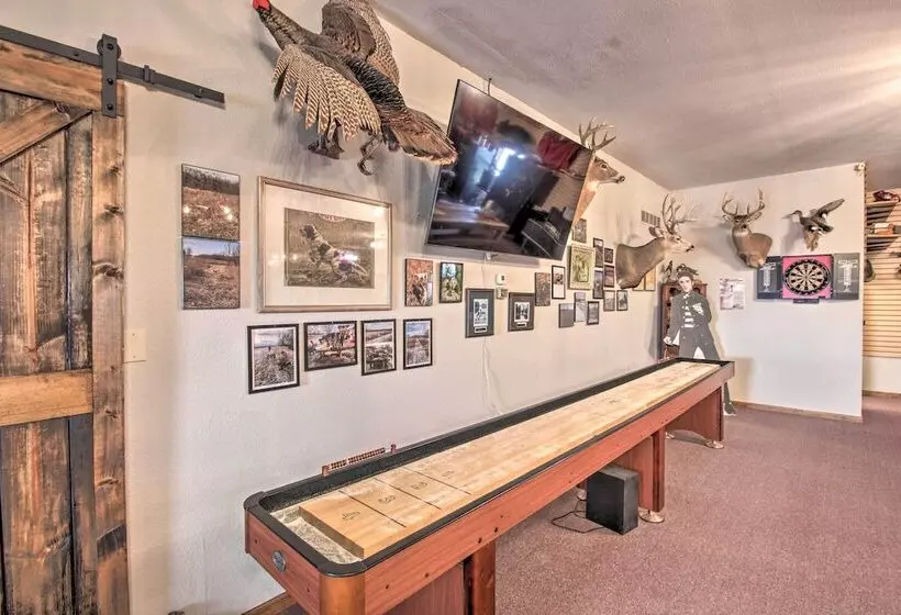 Pheasant Game Farm Missouri Vacation Rental!