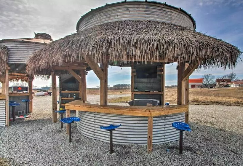 Pheasant Game Farm Missouri Vacation Rental!