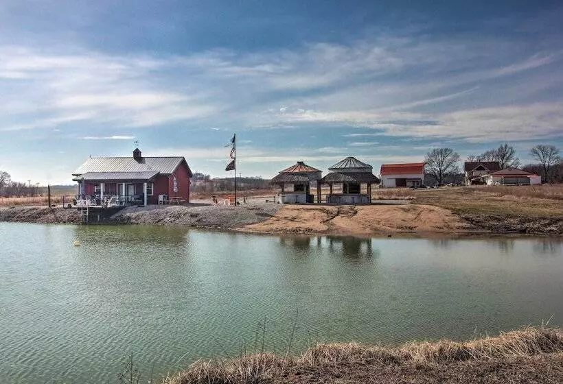 Pheasant Game Farm Missouri Vacation Rental!