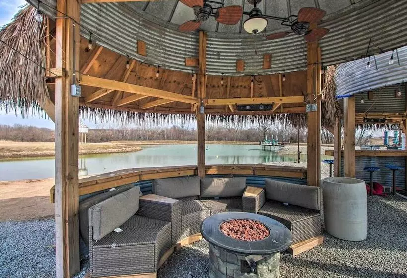 Pheasant Game Farm Missouri Vacation Rental!