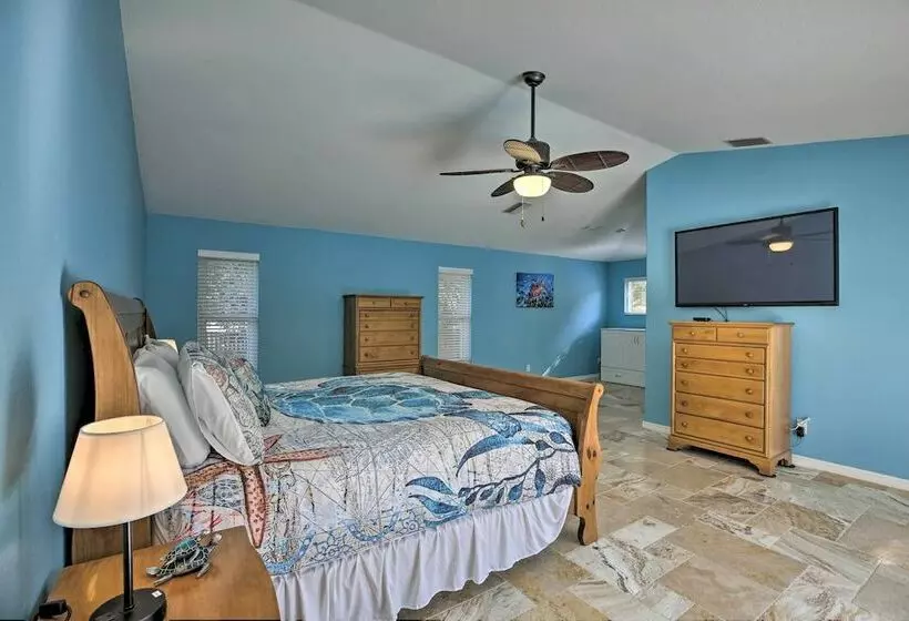 Private Fort Myers Escape W/ Screened Pool & Lanai