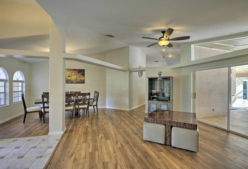 Private Fort Myers Escape W/ Screened Pool & Lanai