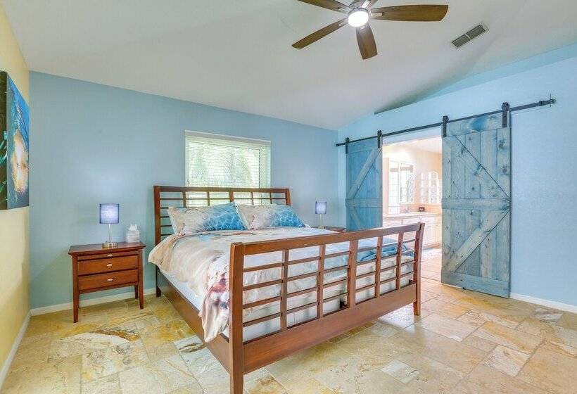 Private Fort Myers Escape W/ Screened Pool & Lanai