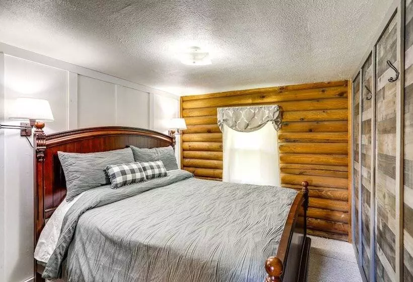 Quiet Shiloh Retreat W/ Spacious Yard & Fireplace!