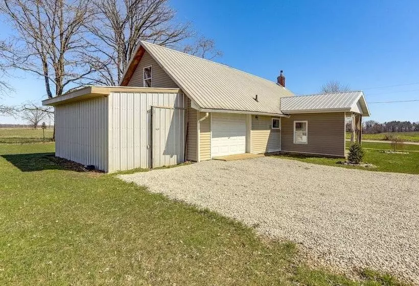 Quiet Shiloh Retreat W/ Spacious Yard & Fireplace!