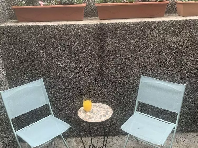 Residenssi Beautiful 2 Bed House In Larne With Free Parking