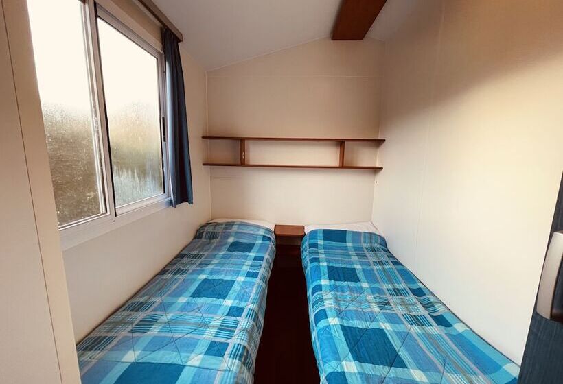 منتجع Camping Tonnara