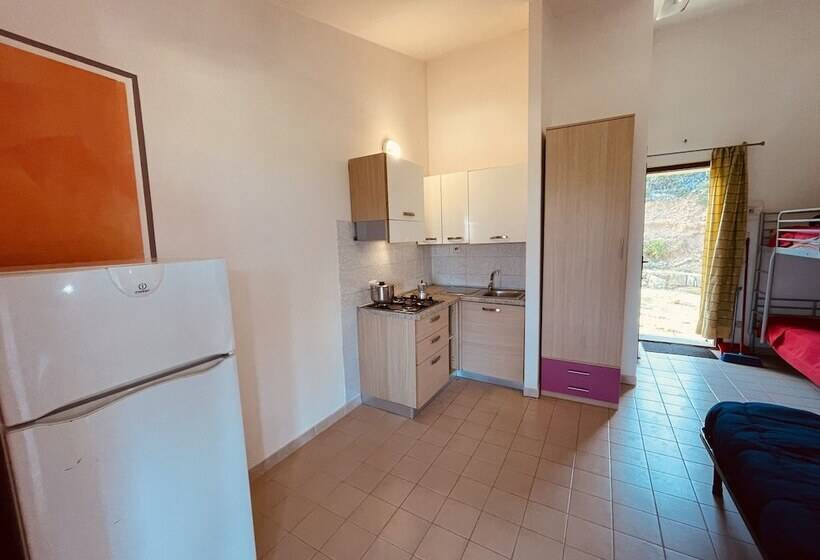 منتجع Camping Tonnara